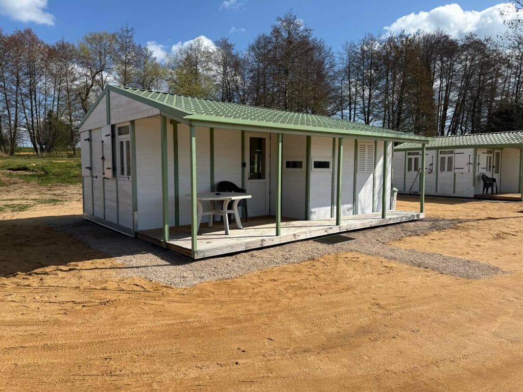 Poste 2 Les Arbres Morts Les Etangs du Brionnais Pêche à la Carpe Specimen no kill Saône-et-Loire 71 chalets (4)