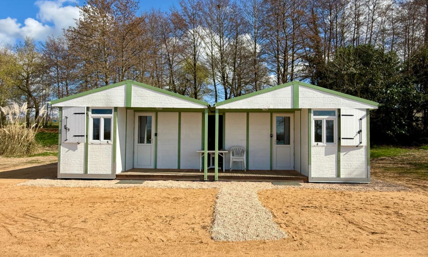 Chalet Poste 3 Les Presque'îles Les Etangs du Brionnais Pêche à la Carpe Specimen no kill Saône-et-Loire 71 chalet (2)